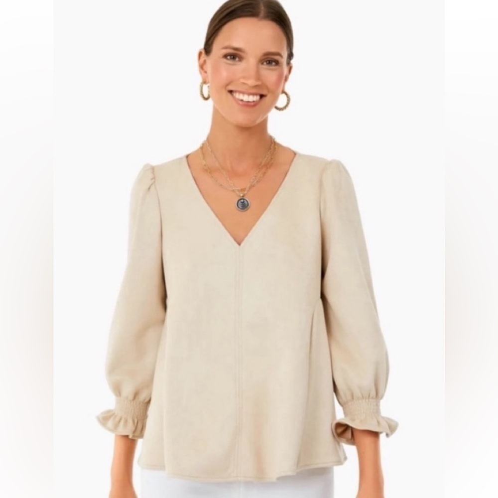 Tuckernuck Women's Bone Faux Suede Easton V-Neck Blouse size Small